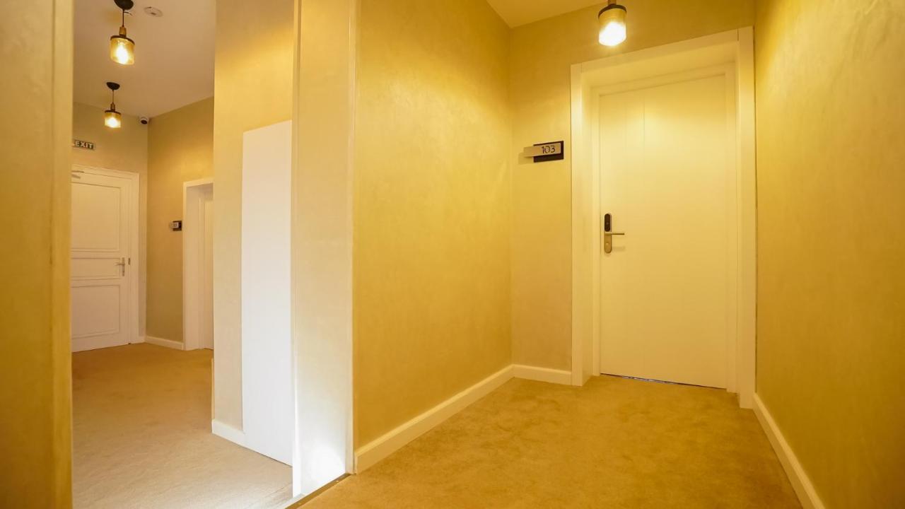 Zoom Rooms 브라쇼브 외부 사진