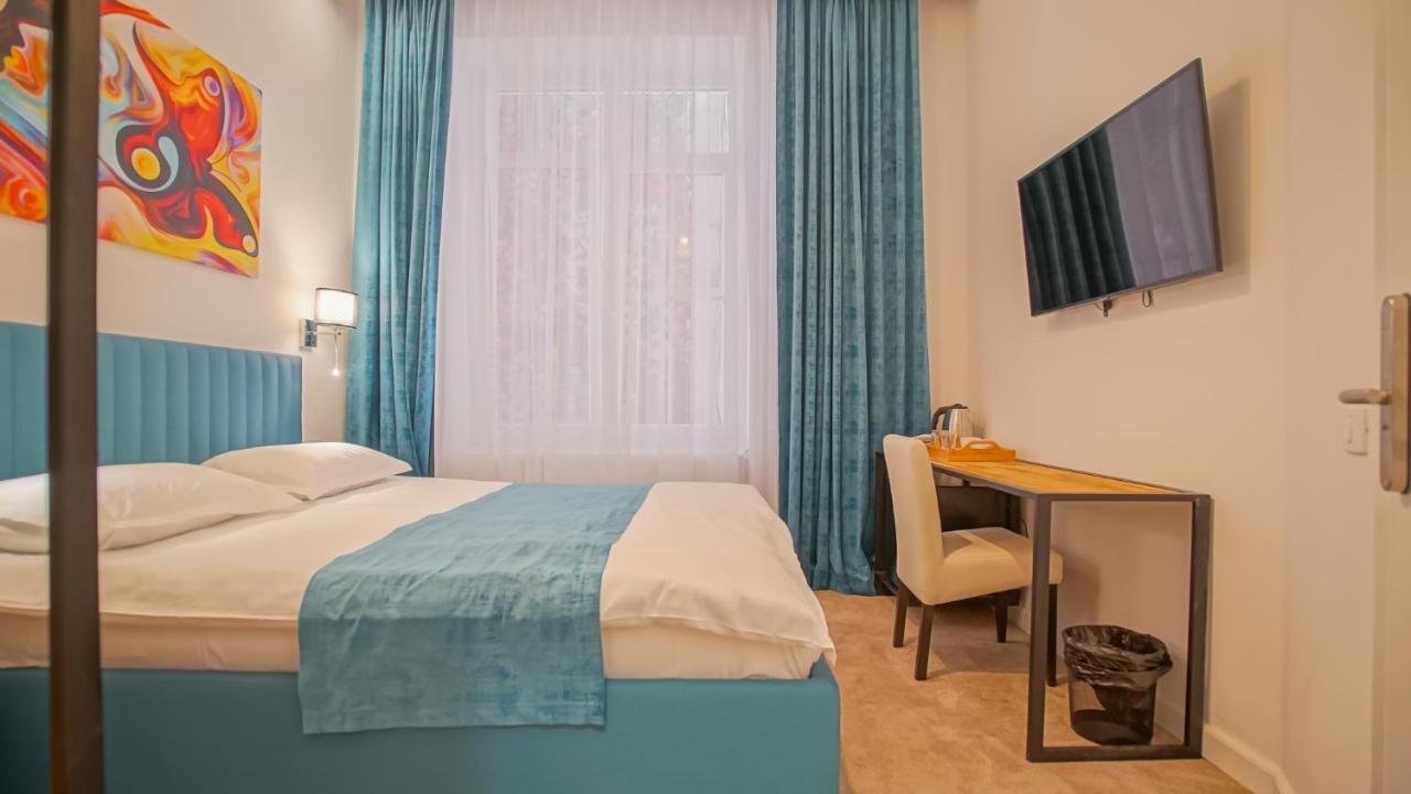 Zoom Rooms 브라쇼브 외부 사진